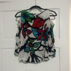 Beautiful designer Albert Malaki blouse